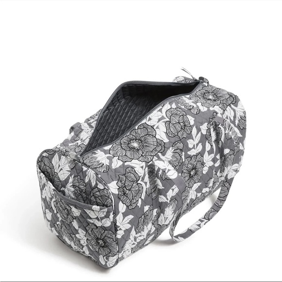 Vera Bradley Handbags - NWOT Vera Bradley Floral Quilted Duffle Bag